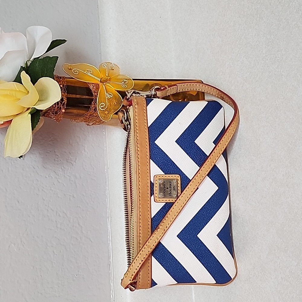 Dooney & Bourke Wristlet/ or mini purse